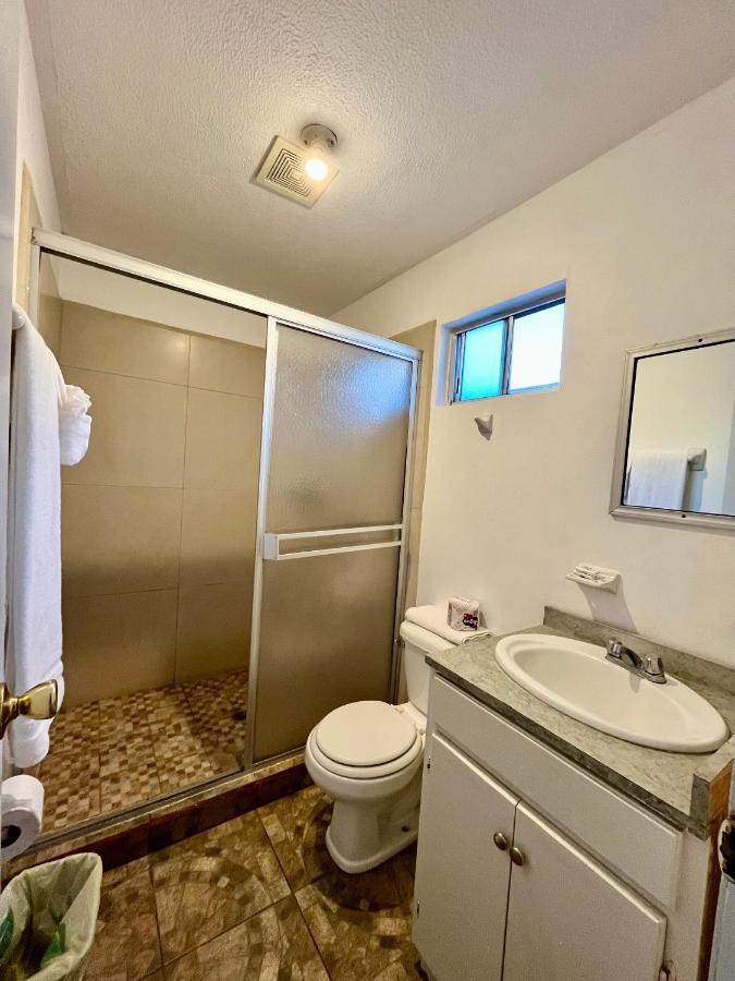 גואררו נגרו Hotel Los Caracoles מראה חיצוני תמונה