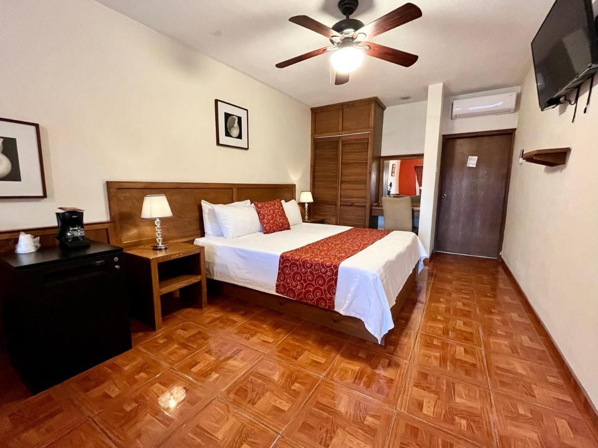 גואררו נגרו Hotel Los Caracoles מראה חיצוני תמונה